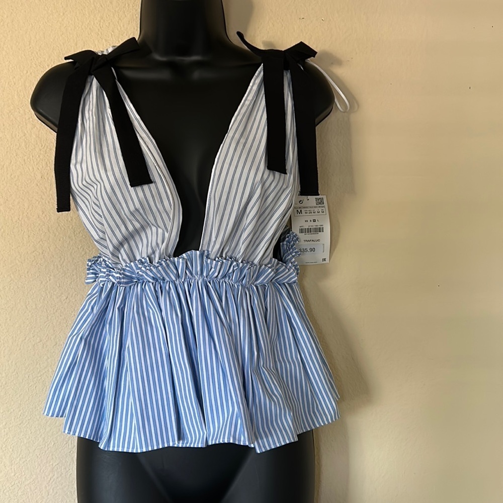 Zara Blue and White Striped Crop Top - Picture 2 of 4